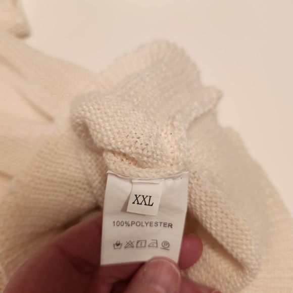 ✨ Classic Cream Knit Sweater – Soft Textured Short Sleeve | Spring - Picture 2 of 9